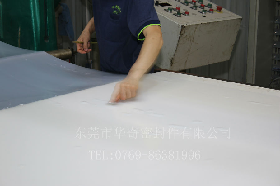 波瀾壯闊的行情，硅膠板原材料突破加速上行！