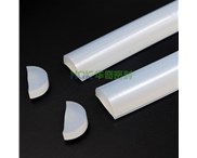 方形硅膠管在工業(yè)與機(jī)械設(shè)備?上的應(yīng)用